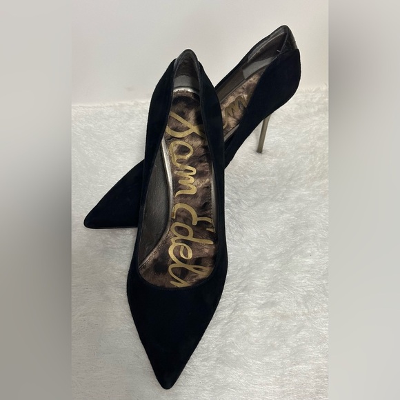 Sam Edelman Black and Gold Stiletto Heels 🖤💛 - Picture 6 of 9